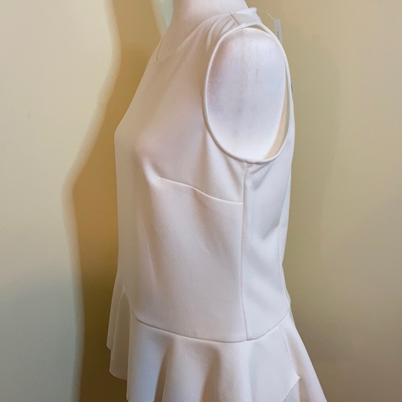 [Calvin Klein] Kanabe Ruffle Detail Knit Top - Picture 6 of 13